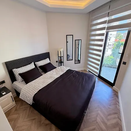 Sa Apartments! Sea View Beachfront Апартаменти