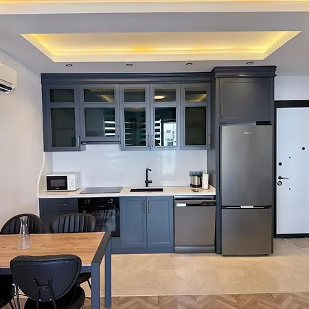 Sa Apartments! Sea View Beachfront Apartment